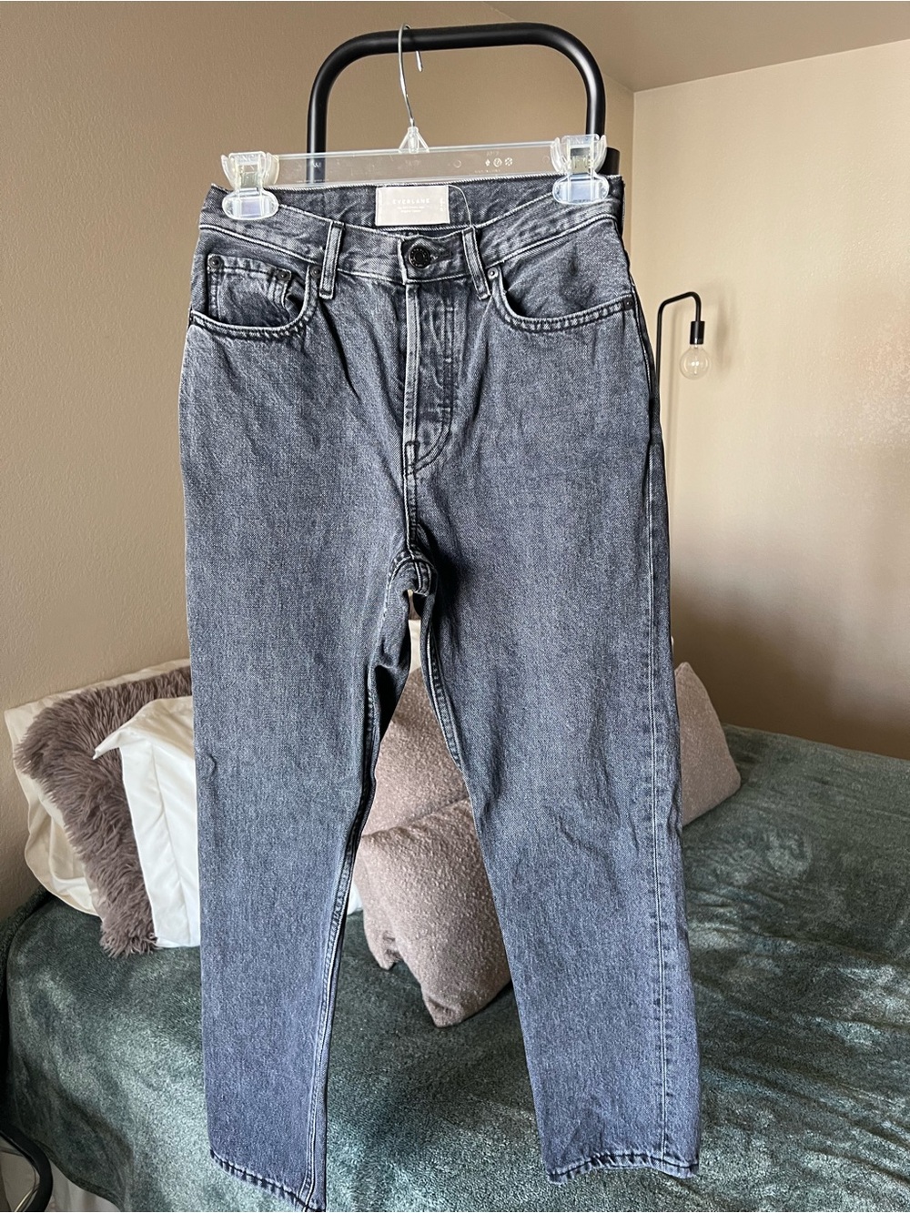 Everlane High-Rise Black Wash Mom Jeans